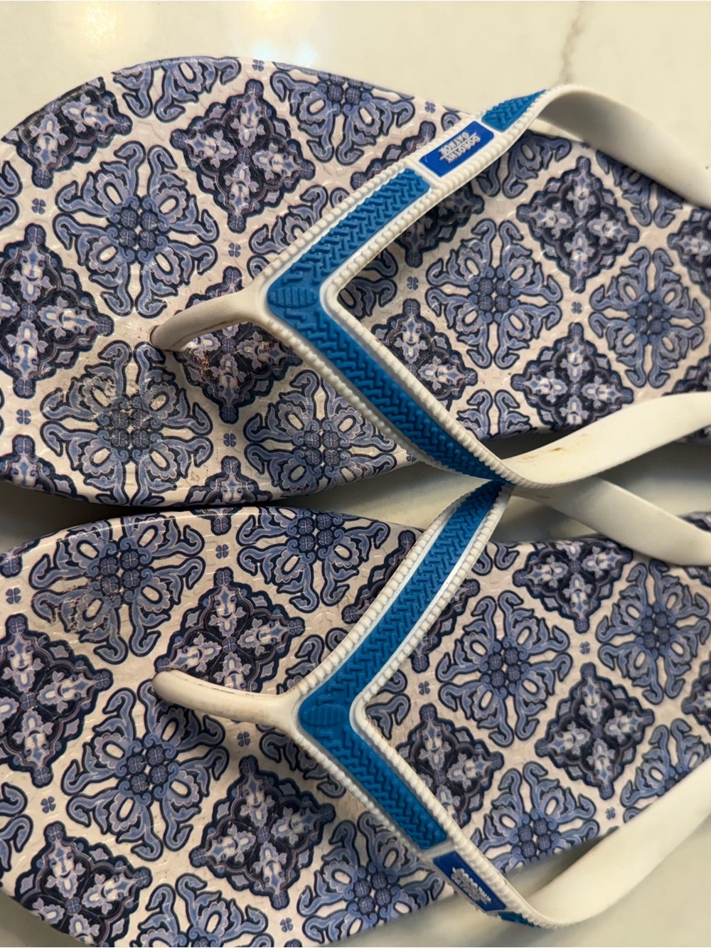 Women's Blue & White Patterned Flip Flop Sandals